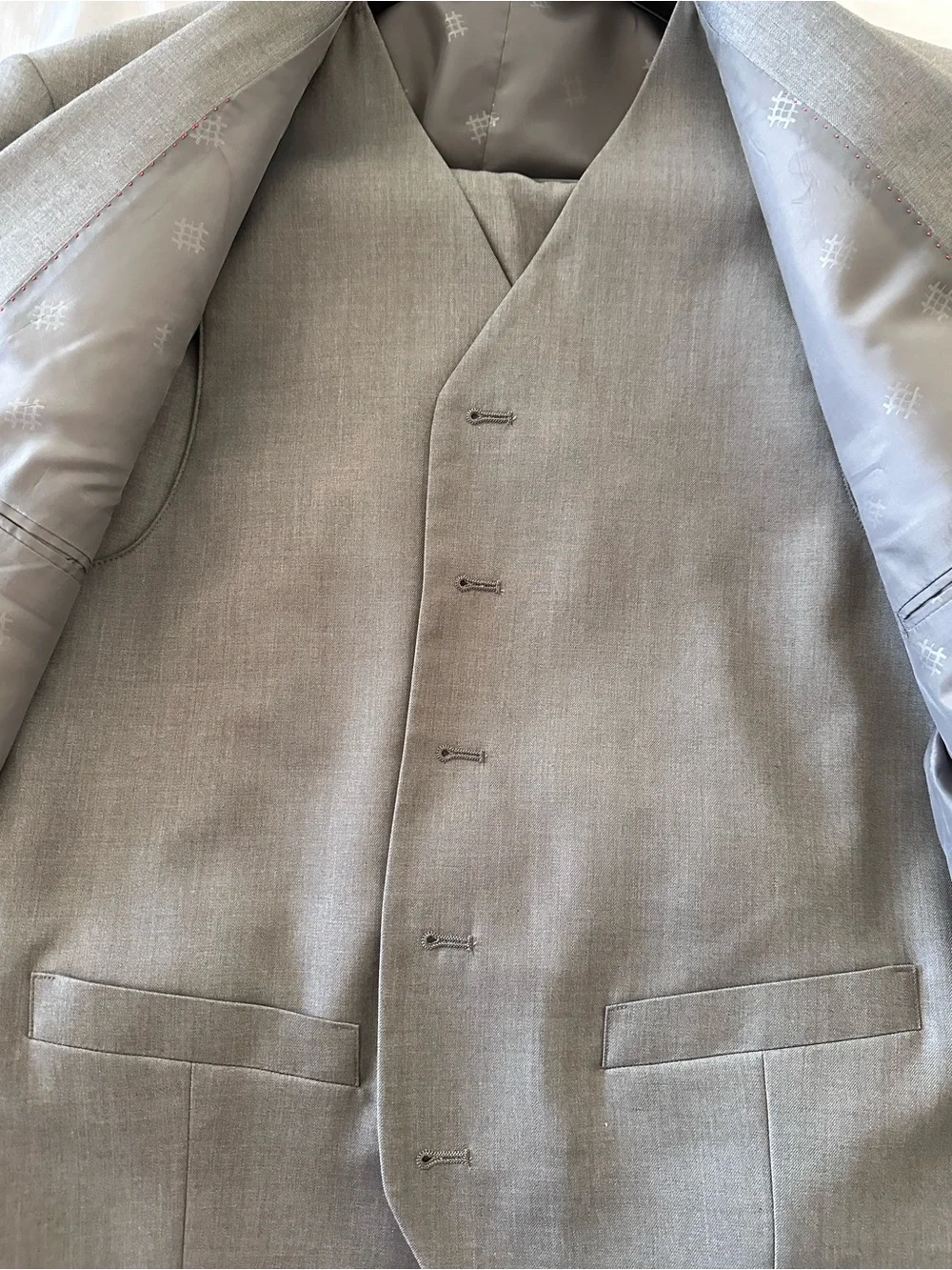 Gray Men's 3-piece Carlo Lusso Suit (Never Worn)
